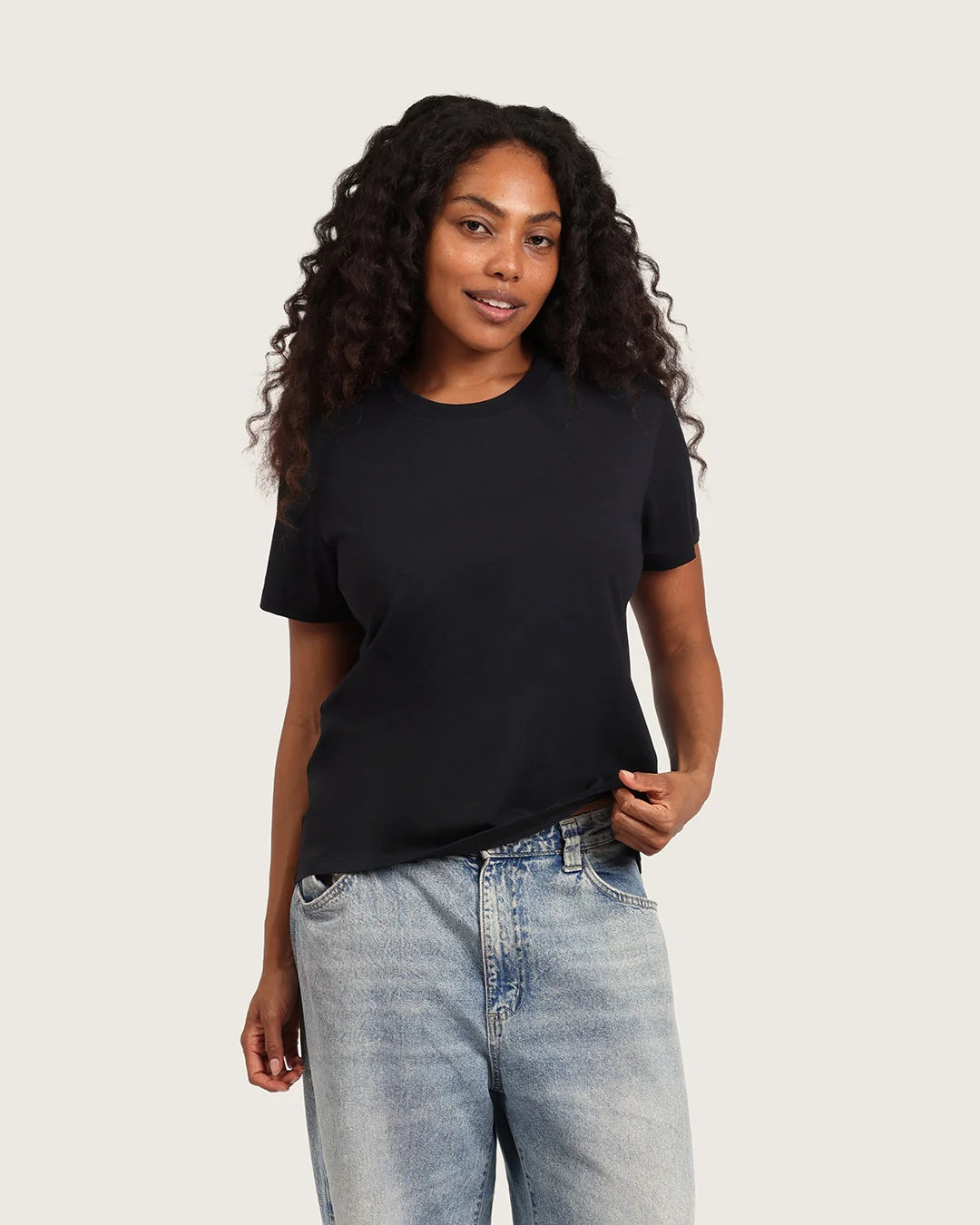 Women's Classic Crew Neck T-Shirt - Black