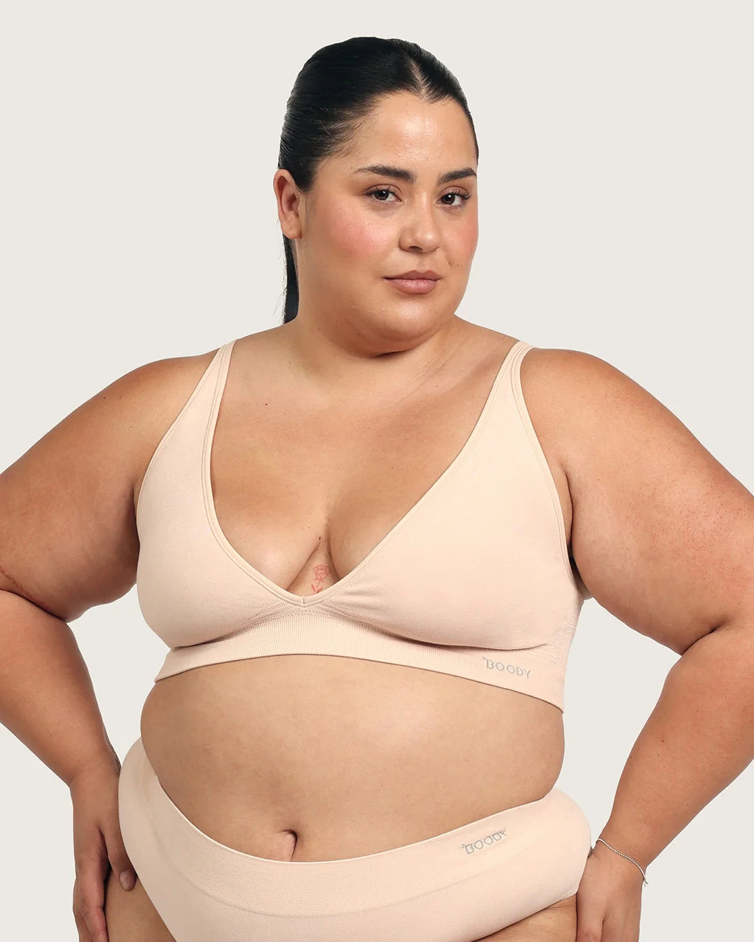 Wireless Plunge Bralette - Shell